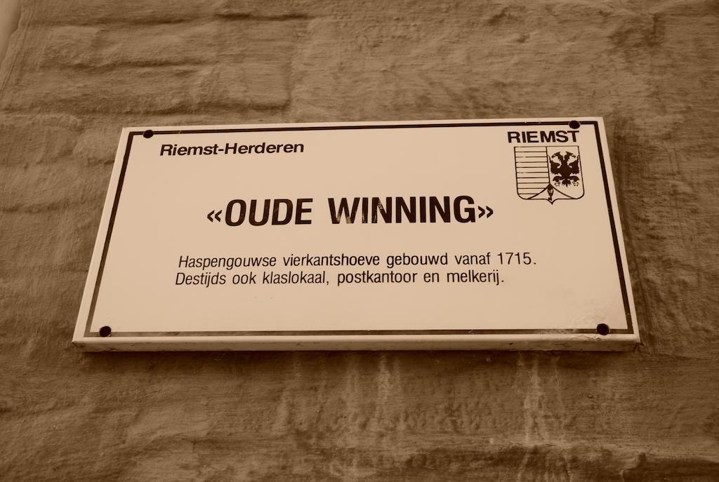 B&B De Oude Winning Riemst Esterno foto